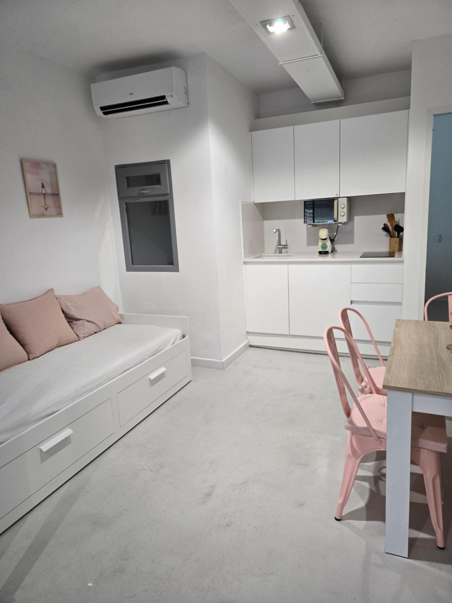 Little love Hospitalet De L'Infant Esterno foto